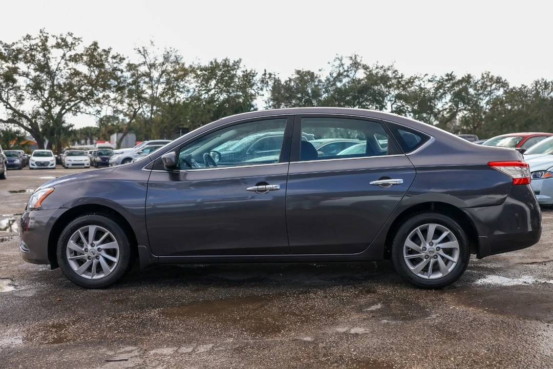 2015 Nissan Sentra 7th Gen - Image 3 of 12