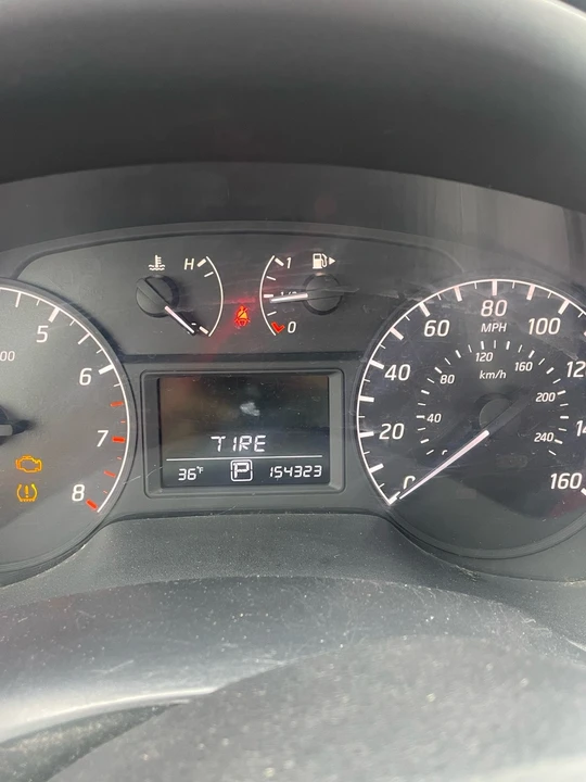 2015 Nissan Sentra 7th Gen - Image 18 of 21