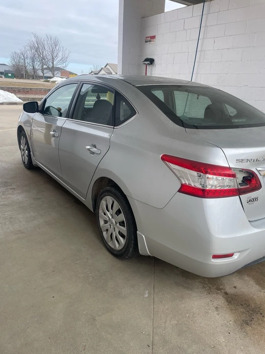 2015 Nissan Sentra 7th Gen - Image 3 of 21