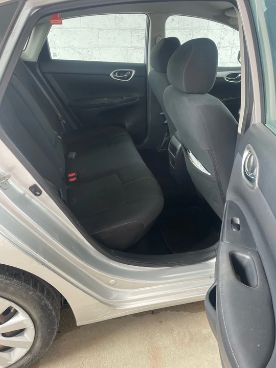 2015 Nissan Sentra 7th Gen - Image 12 of 21