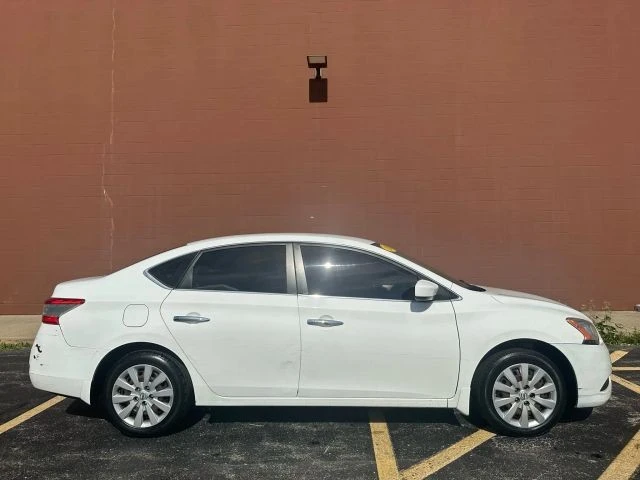 2015 Nissan Sentra 7th Gen - Image 4 of 17