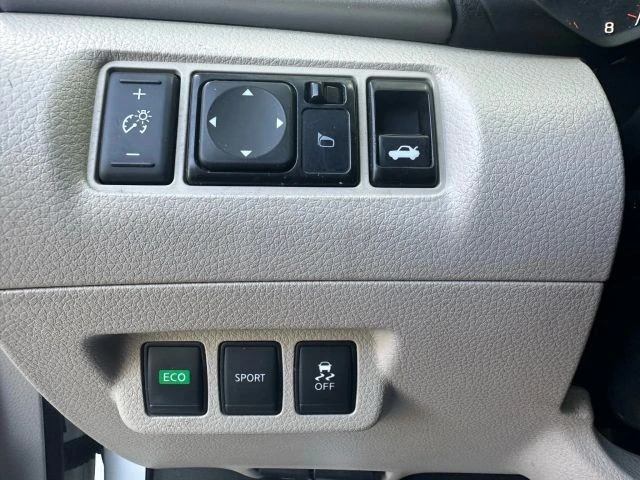 2015 Nissan Sentra 7th Gen - Image 16 of 17