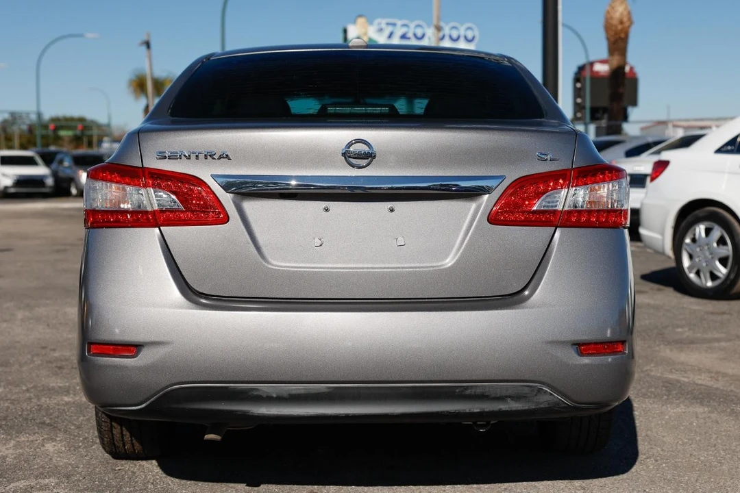 2015 Nissan Sentra 7th Gen - Image 7 of 21