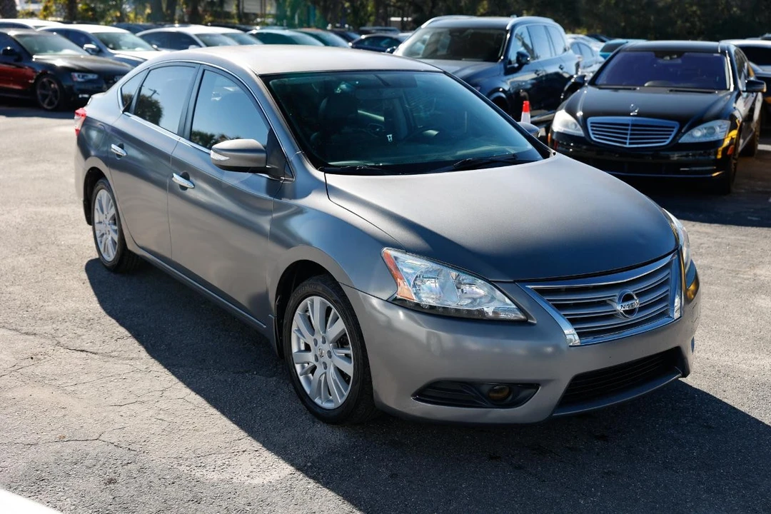 2015 Nissan Sentra 7th Gen - Image 15 of 21