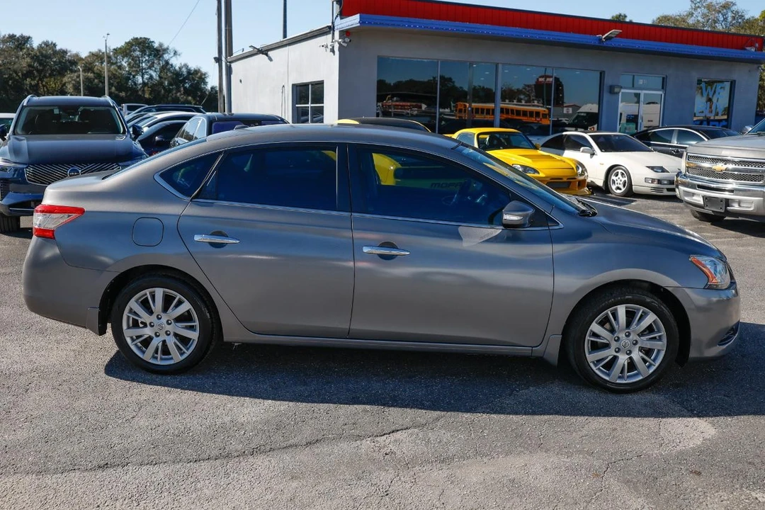 2015 Nissan Sentra 7th Gen - Image 13 of 21