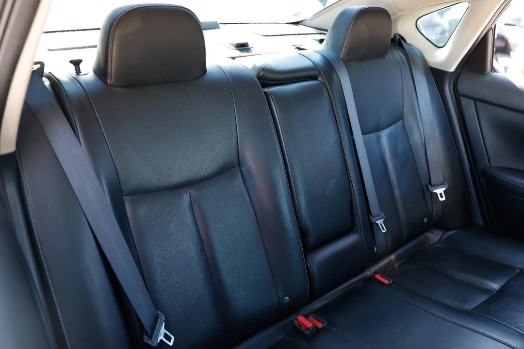 2015 Nissan Sentra 7th Gen - Image 14 of 21