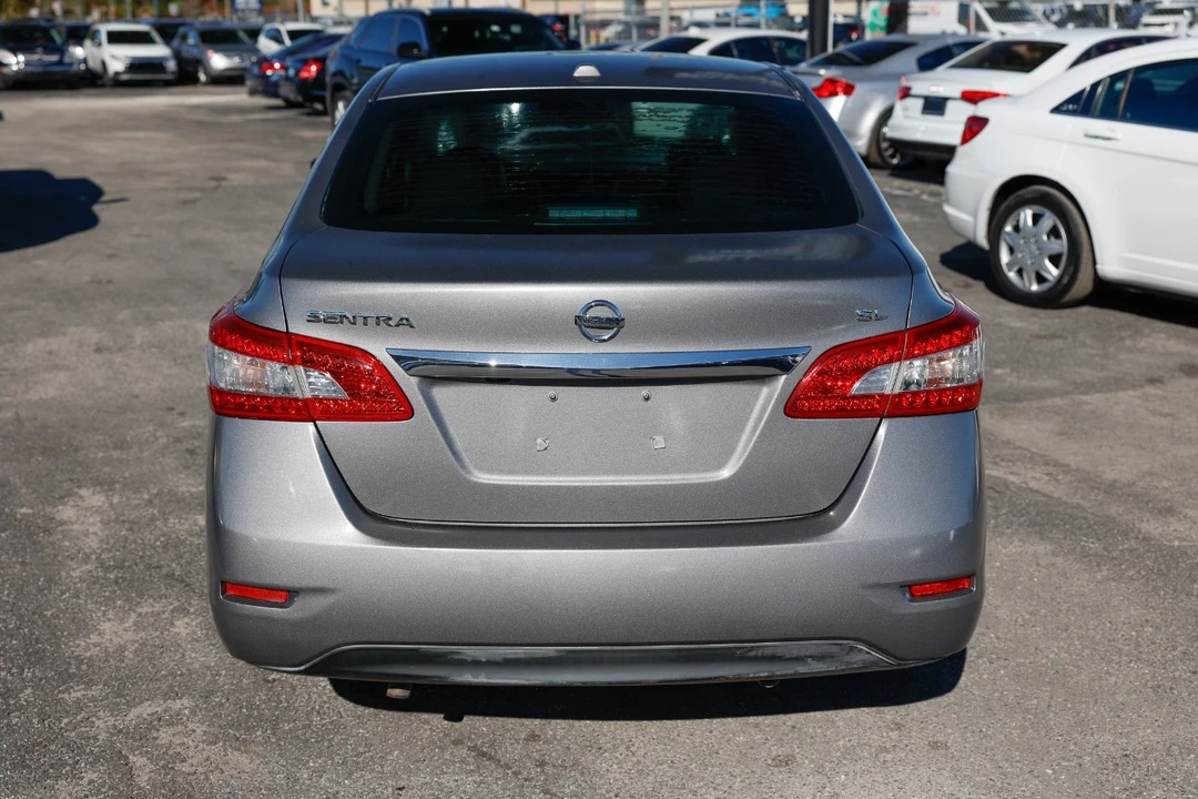 2015 Nissan Sentra 7th Gen - Image 9 of 12