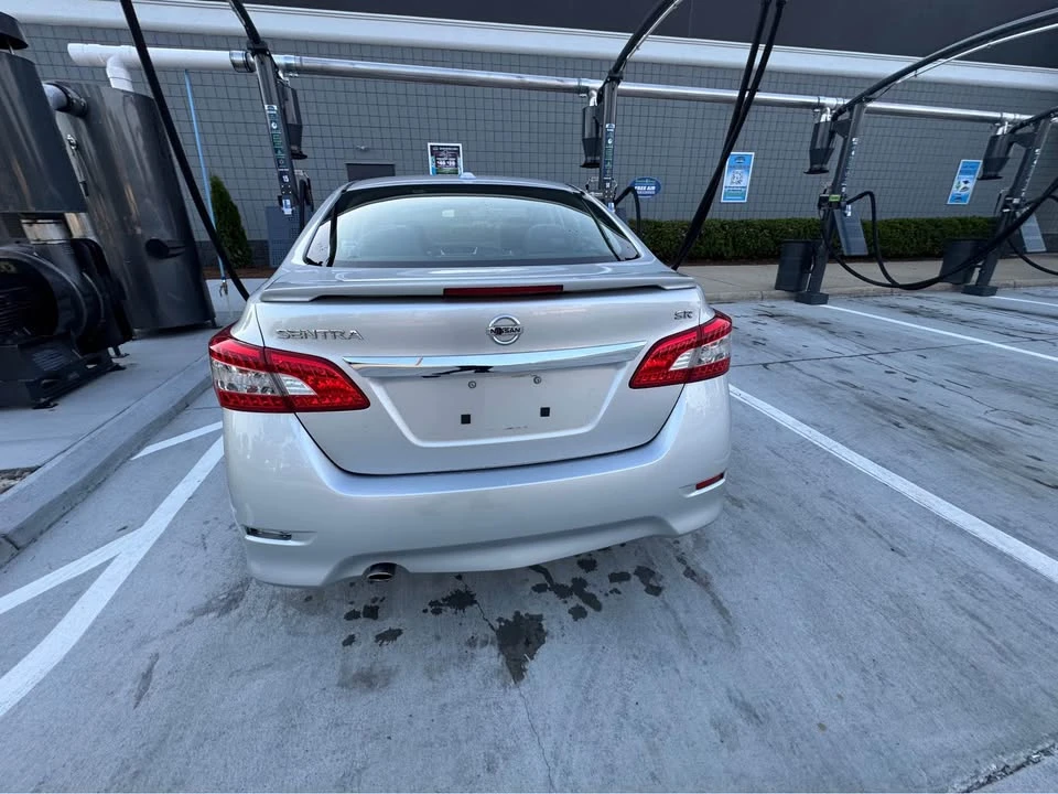 2015 Nissan Sentra 7th Gen - Image 5 of 20