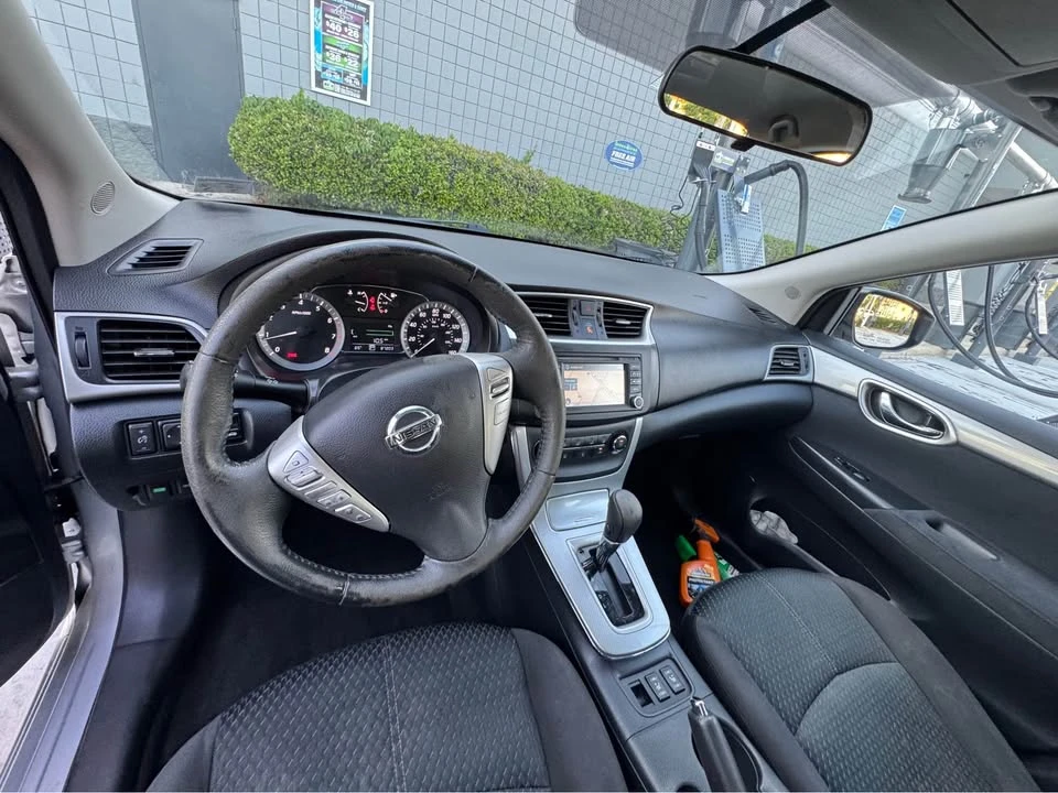 2015 Nissan Sentra 7th Gen - Image 10 of 20
