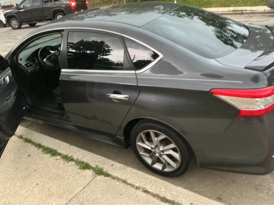 2015 Nissan Sentra 7th Gen - Image 4 of 7