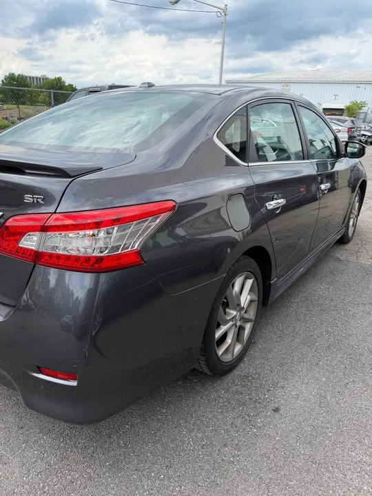 2015 Nissan Sentra 7th Gen - Image 2 of 10