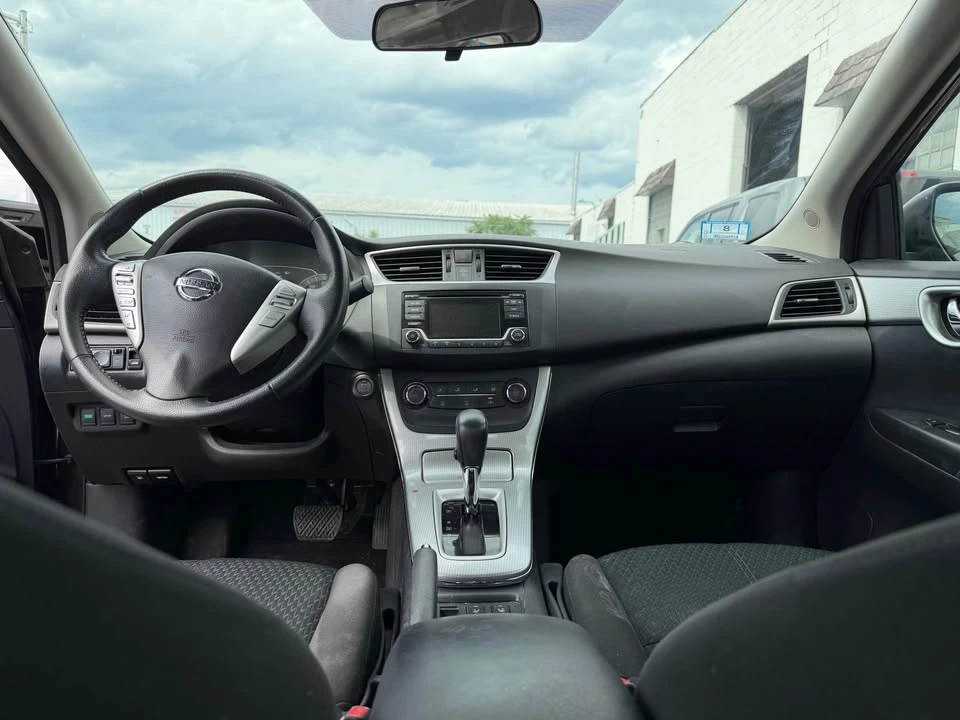 2015 Nissan Sentra 7th Gen - Image 4 of 10
