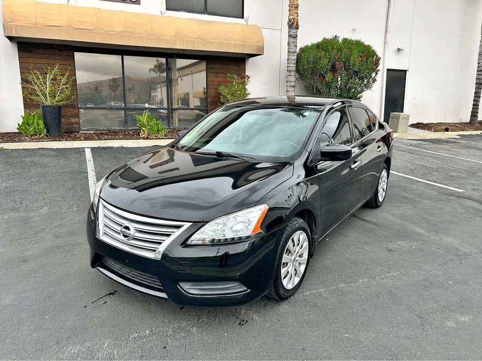 2015 Nissan Sentra 7th Gen - Image 2 of 21