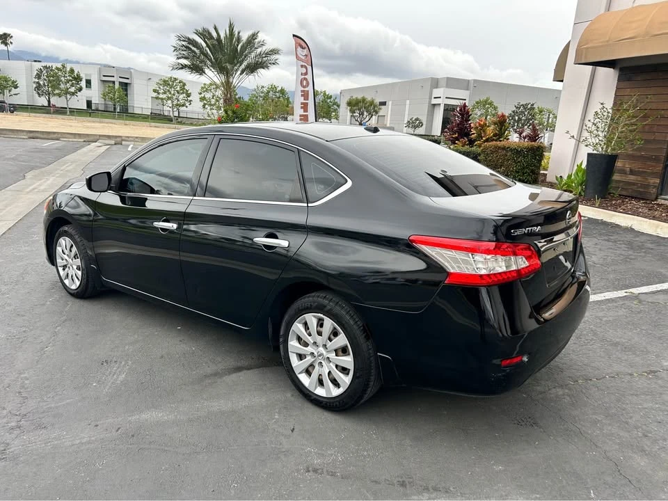 2015 Nissan Sentra 7th Gen - Image 5 of 21
