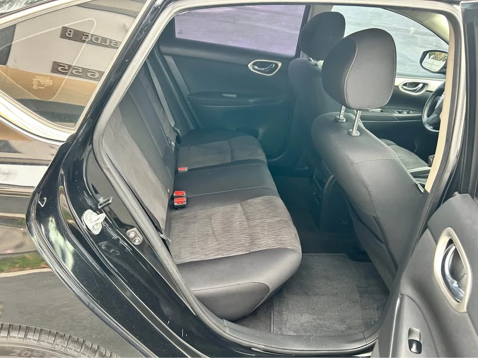 2015 Nissan Sentra 7th Gen - Image 11 of 21