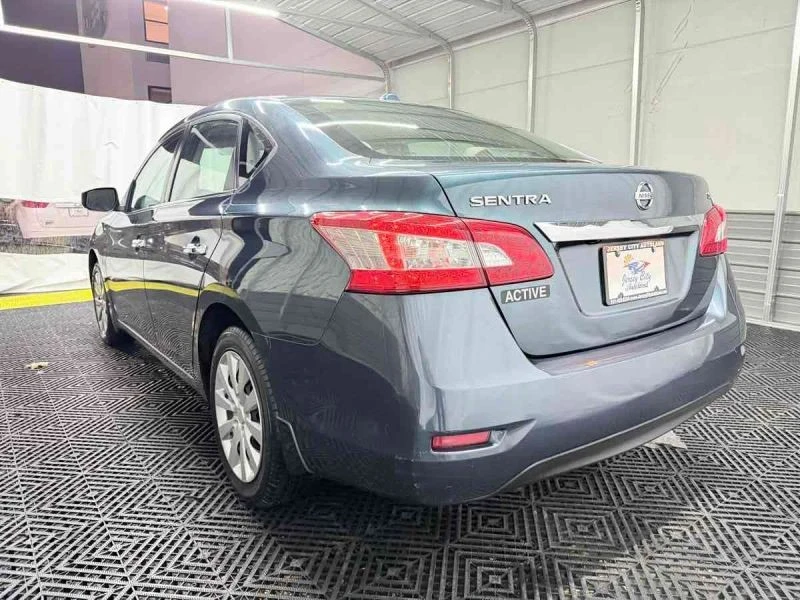 2015 Nissan Sentra 7th Gen - Image 5 of 12