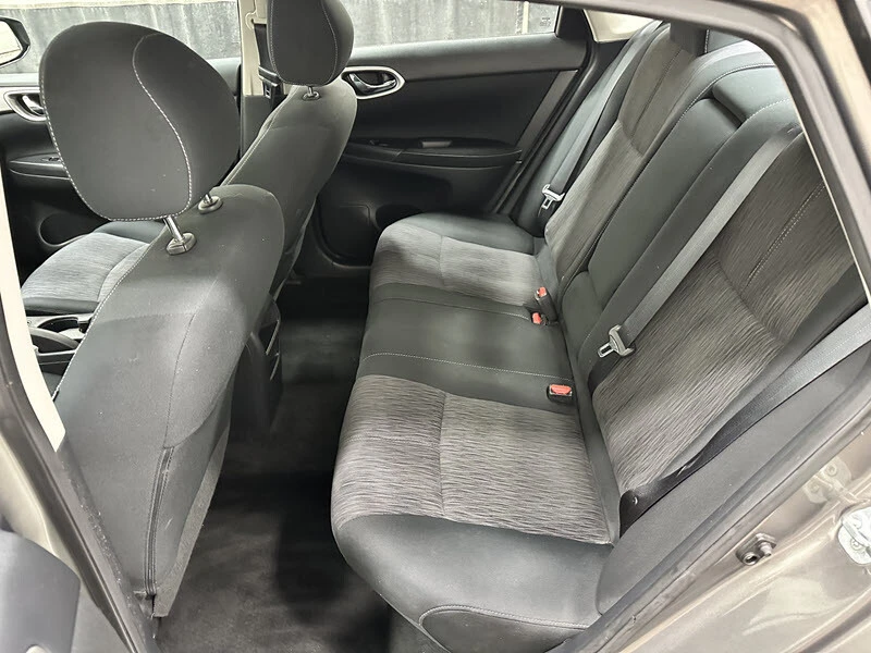 2015 Nissan Sentra 7th Gen - Image 12 of 21