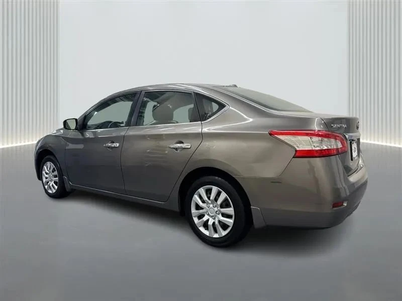 2015 Nissan Sentra 7th Gen - Image 3 of 12