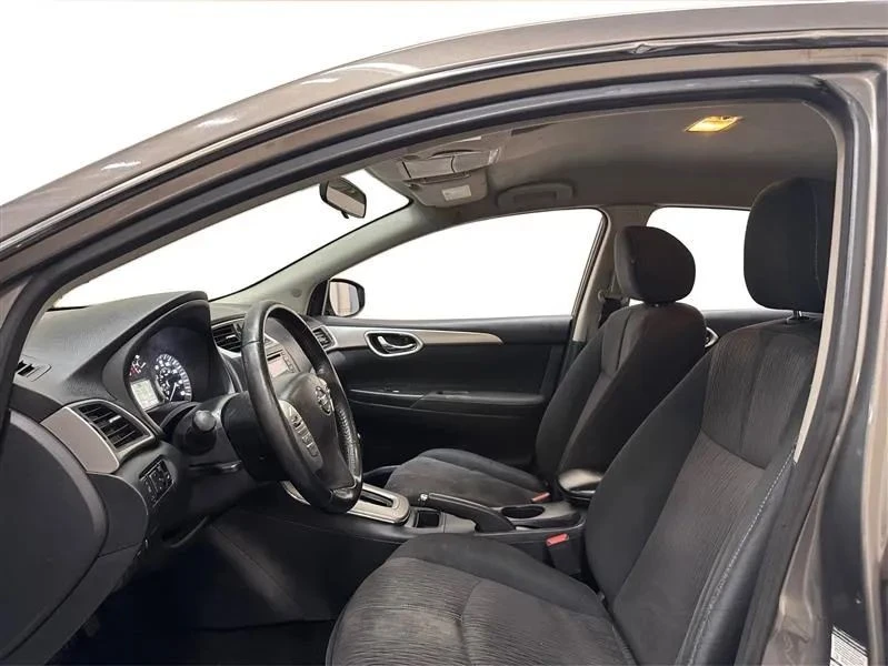 2015 Nissan Sentra 7th Gen - Image 9 of 12