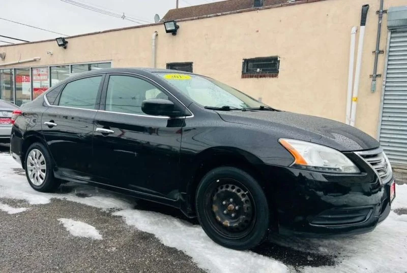 2015 Nissan Sentra 7th Gen - Image 4 of 12