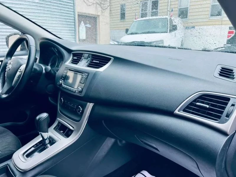 2015 Nissan Sentra 7th Gen - Image 10 of 12