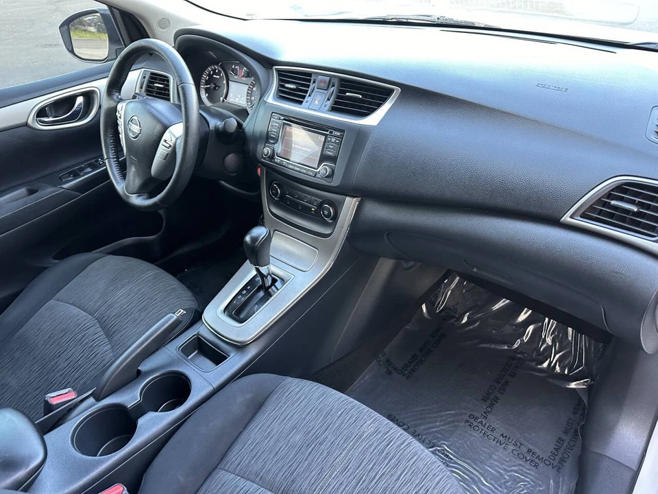 2015 Nissan Sentra 7th Gen - Image 10 of 20