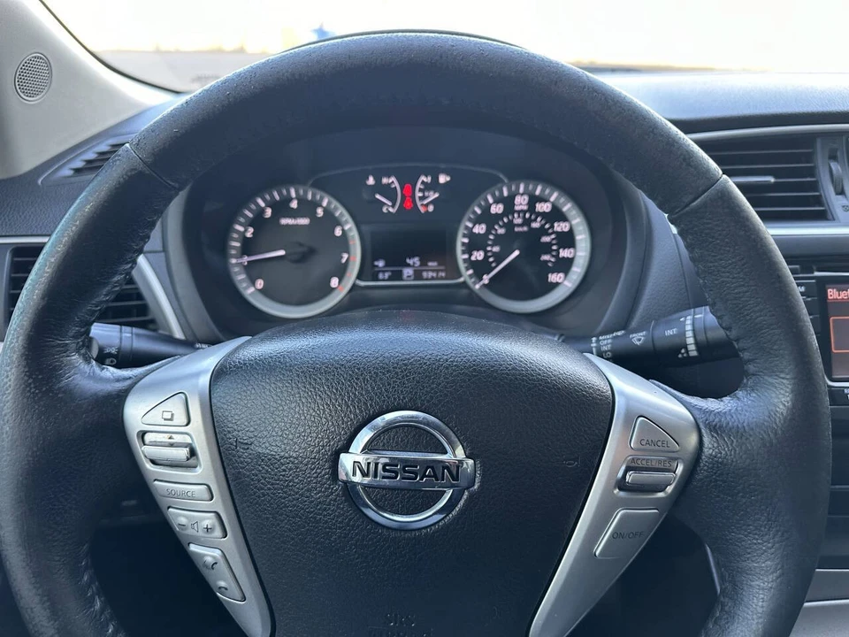 2015 Nissan Sentra 7th Gen - Image 15 of 20