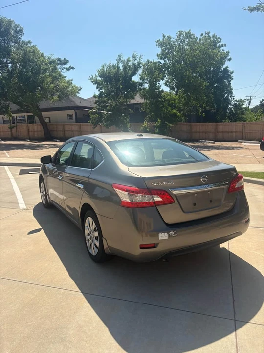 2015 Nissan Sentra 7th Gen - Image 3 of 8