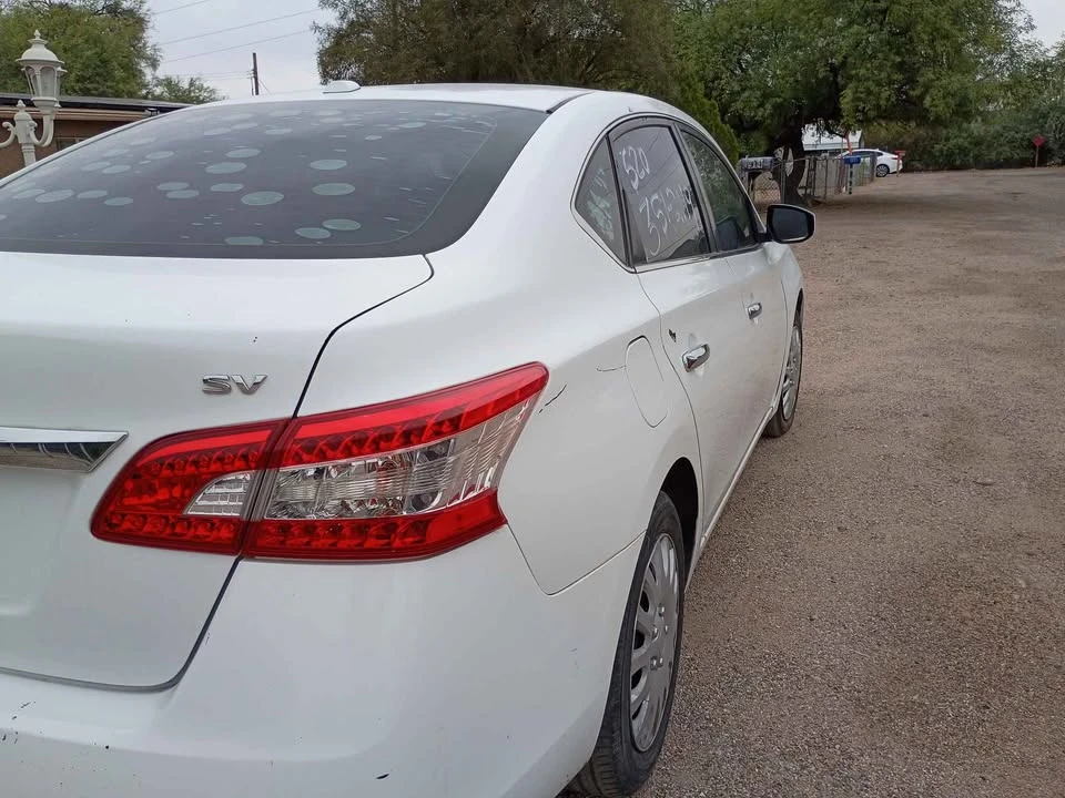 2015 Nissan Sentra 7th Gen - Image 2 of 10