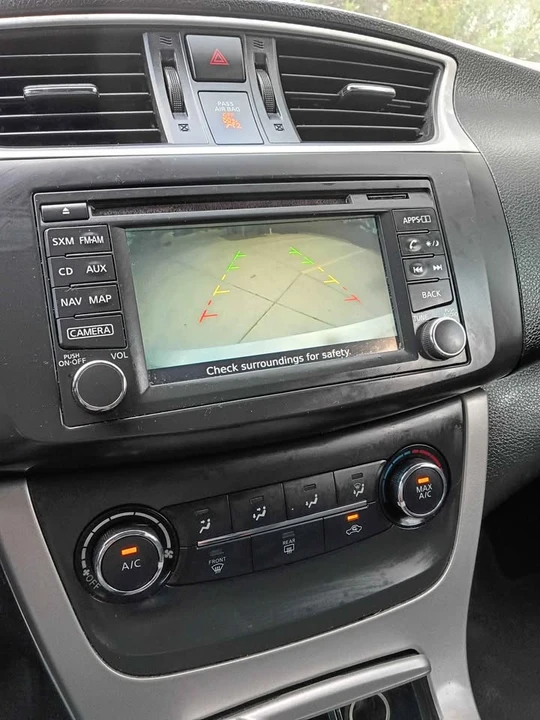 2015 Nissan Sentra 7th Gen - Image 14 of 18