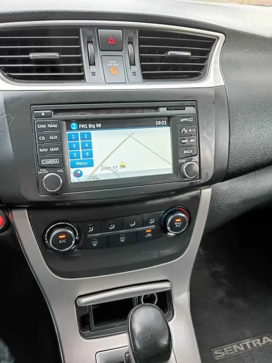 2015 Nissan Sentra 7th Gen - Image 15 of 18