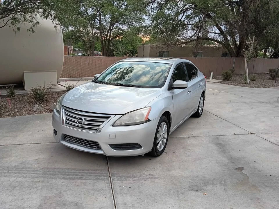 2015 Nissan Sentra 7th Gen - Image 5 of 18