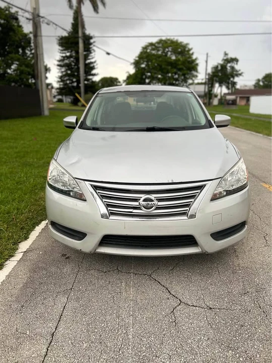 2015 Nissan Sentra 7th Gen - Image 4 of 14