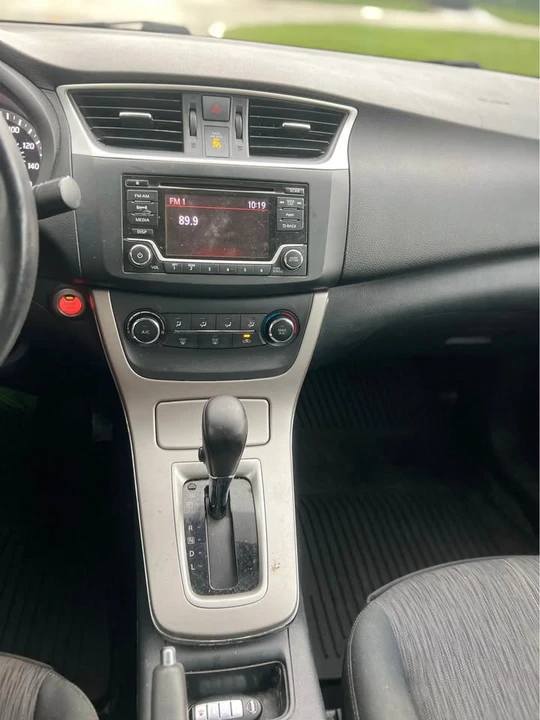 2015 Nissan Sentra 7th Gen - Image 9 of 14