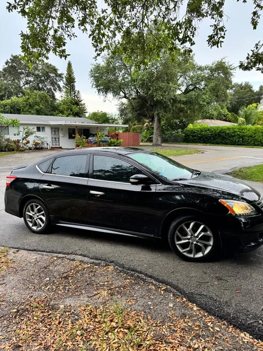 2015 Nissan Sentra 7th Gen - Image 2 of 7