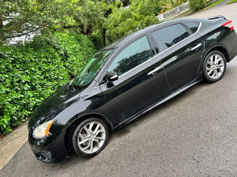 2015 Nissan Sentra 7th Gen - Image 3 of 7