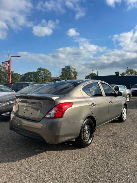 2015 Nissan Versa - Image 6 of 19