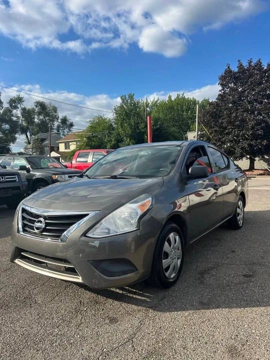 2015 Nissan Versa - Image 3 of 19