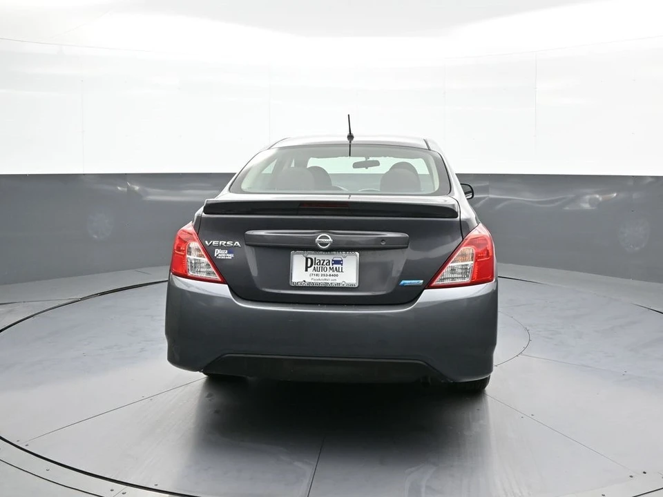 2015 Nissan Versa - Image 7 of 12