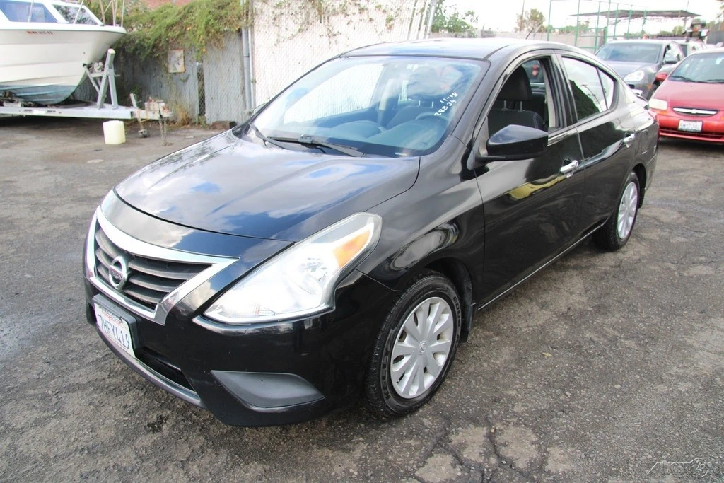 2015 Nissan Versa - Image 2 of 21