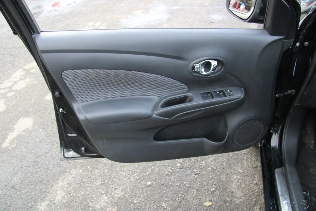 2015 Nissan Versa - Image 12 of 21