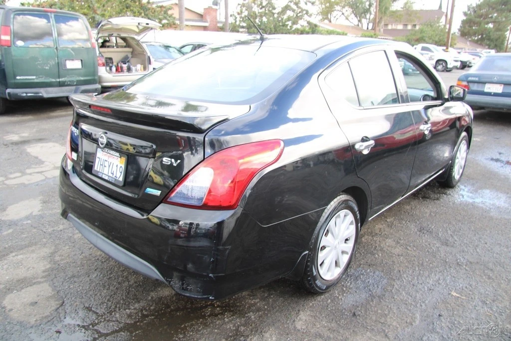 2015 Nissan Versa - Image 6 of 21