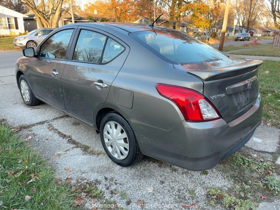 2015 Nissan Versa - Image 3 of 12
