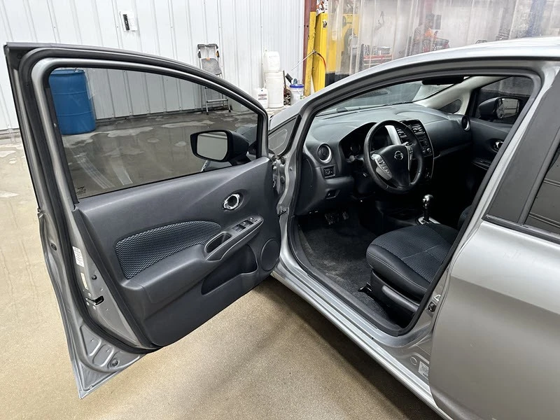 2015 Nissan Versa - Image 8 of 21