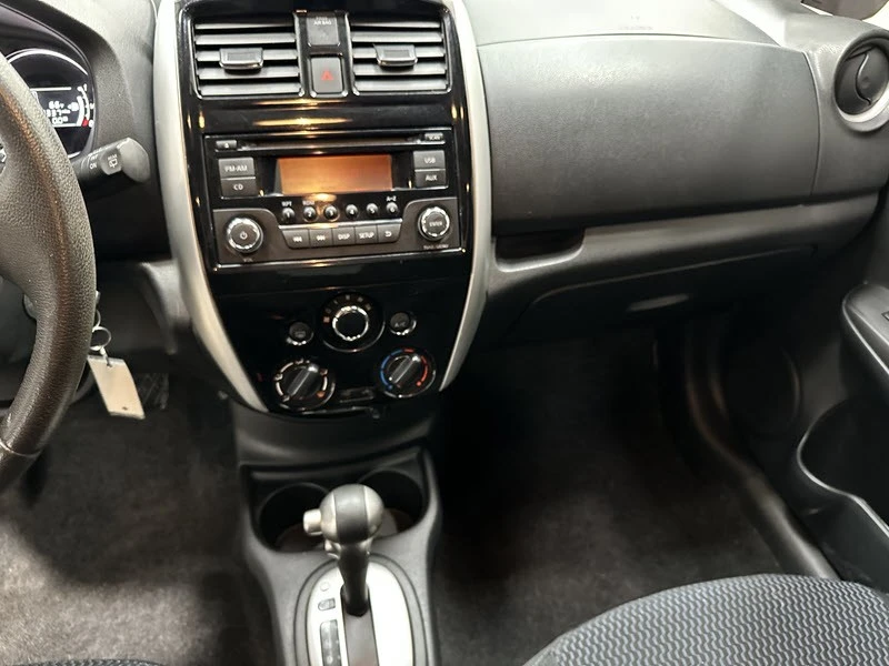 2015 Nissan Versa - Image 9 of 21