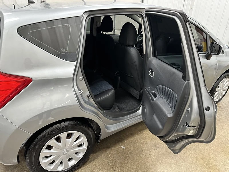 2015 Nissan Versa - Image 14 of 21