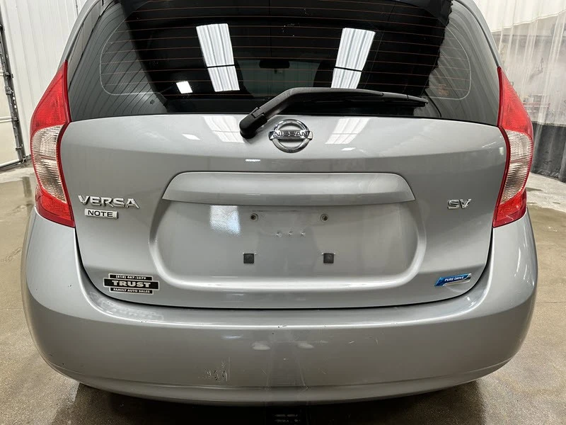 2015 Nissan Versa - Image 13 of 21