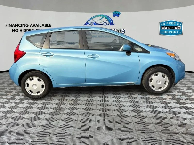 2015 Nissan Versa - Image 8 of 12