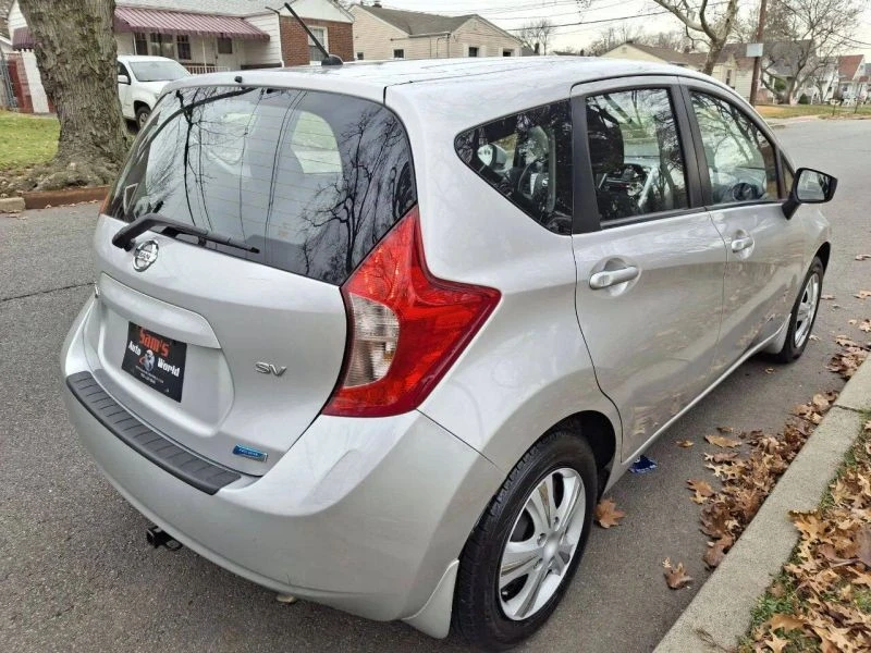2015 Nissan Versa - Image 5 of 12