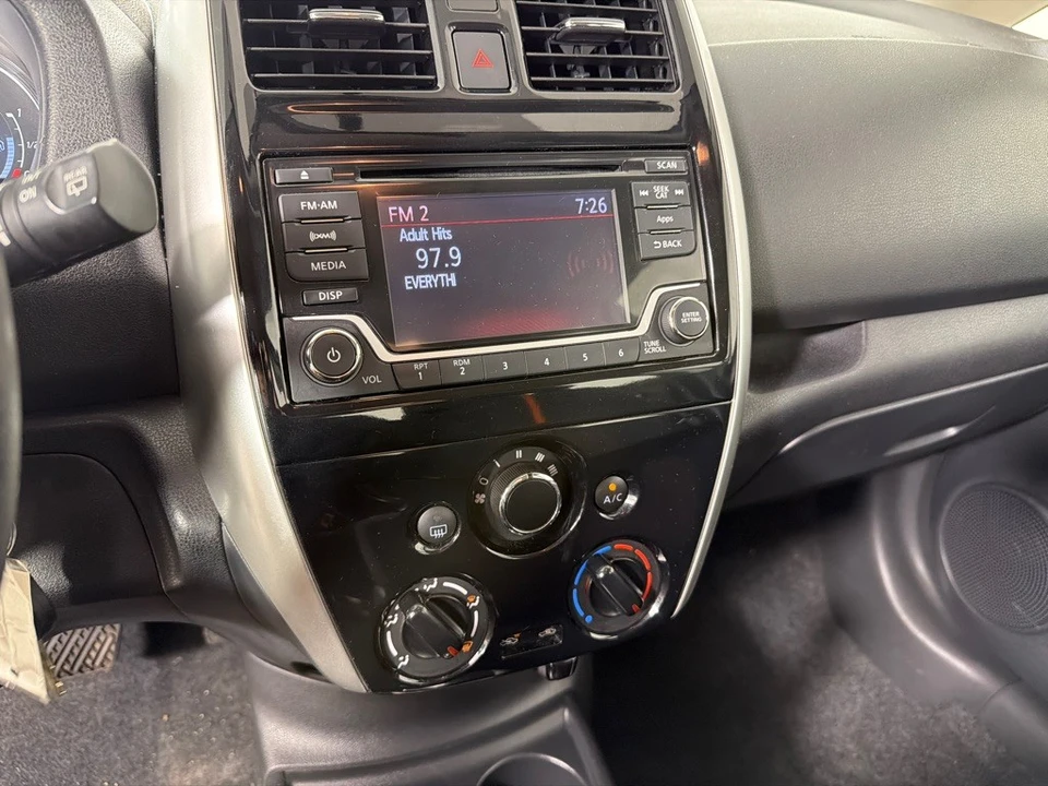 2015 Nissan Versa - Image 16 of 21